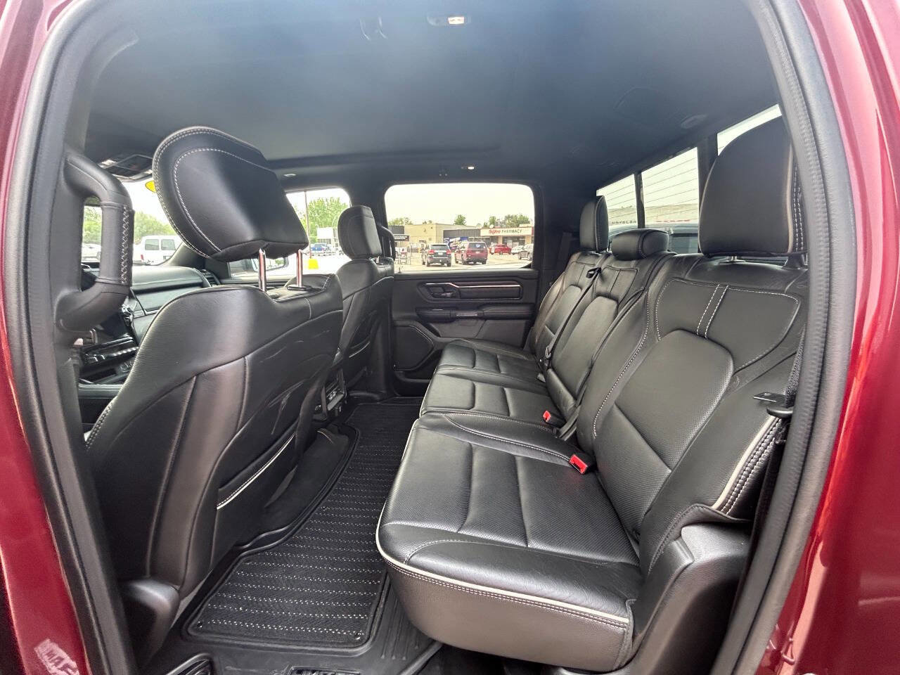 Used 2022 RAM 1500 Limited image 11