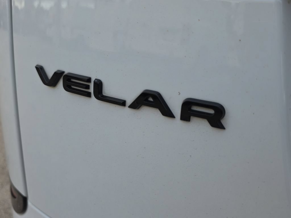 Used 2022 Land Rover Range Rover Velar R-Dynamic S AWD/4WD image 9