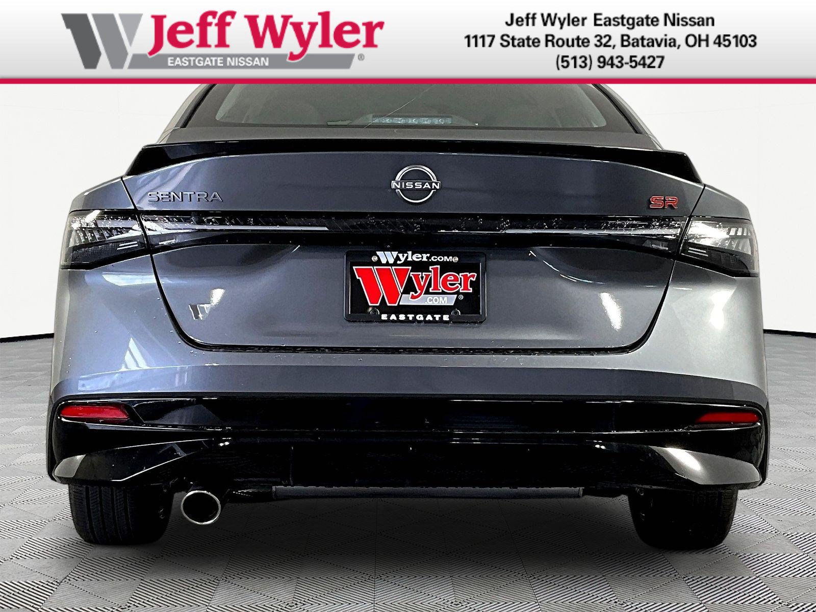 New 2026 Nissan Sentra SR w/ Floor Mat Package FWD image 5