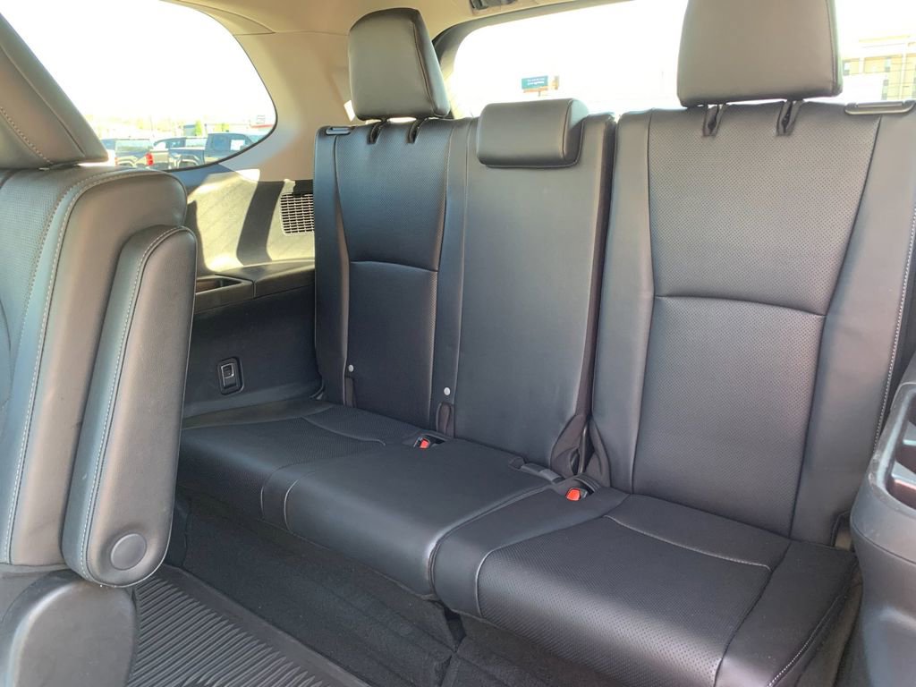 Used 2025 Toyota Grand Highlander AWD Hybrid image 18