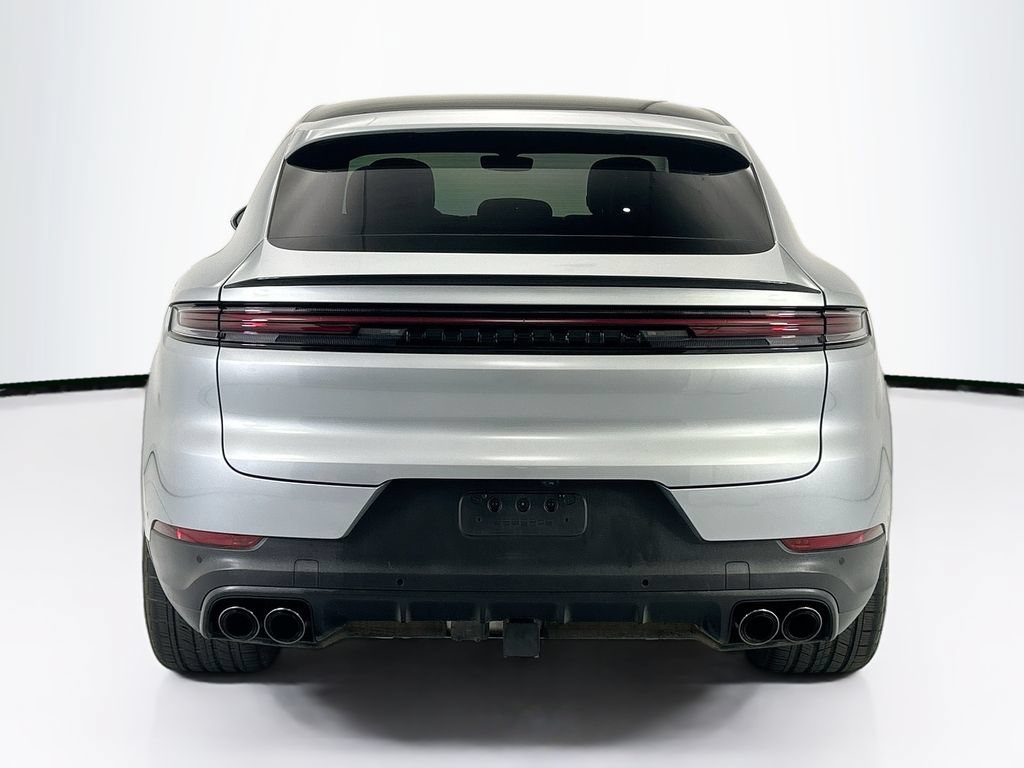 Used 2024 Porsche Cayenne Coupe AWD/4WD image 6