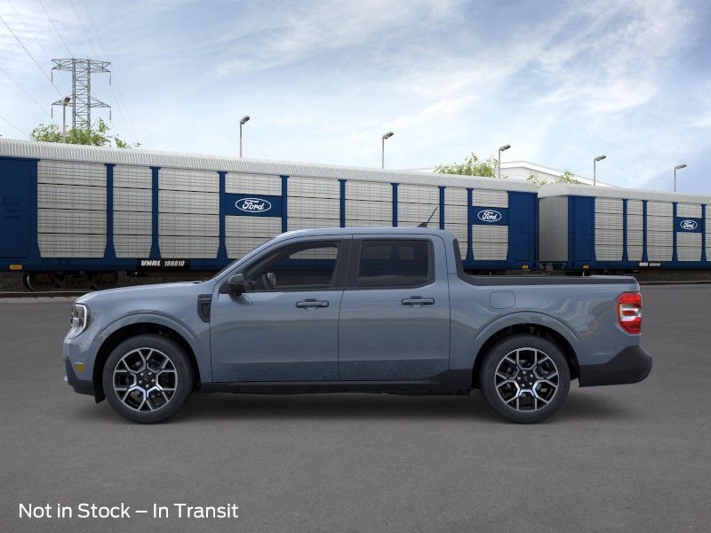 New 2026 Ford Maverick Lariat image 3