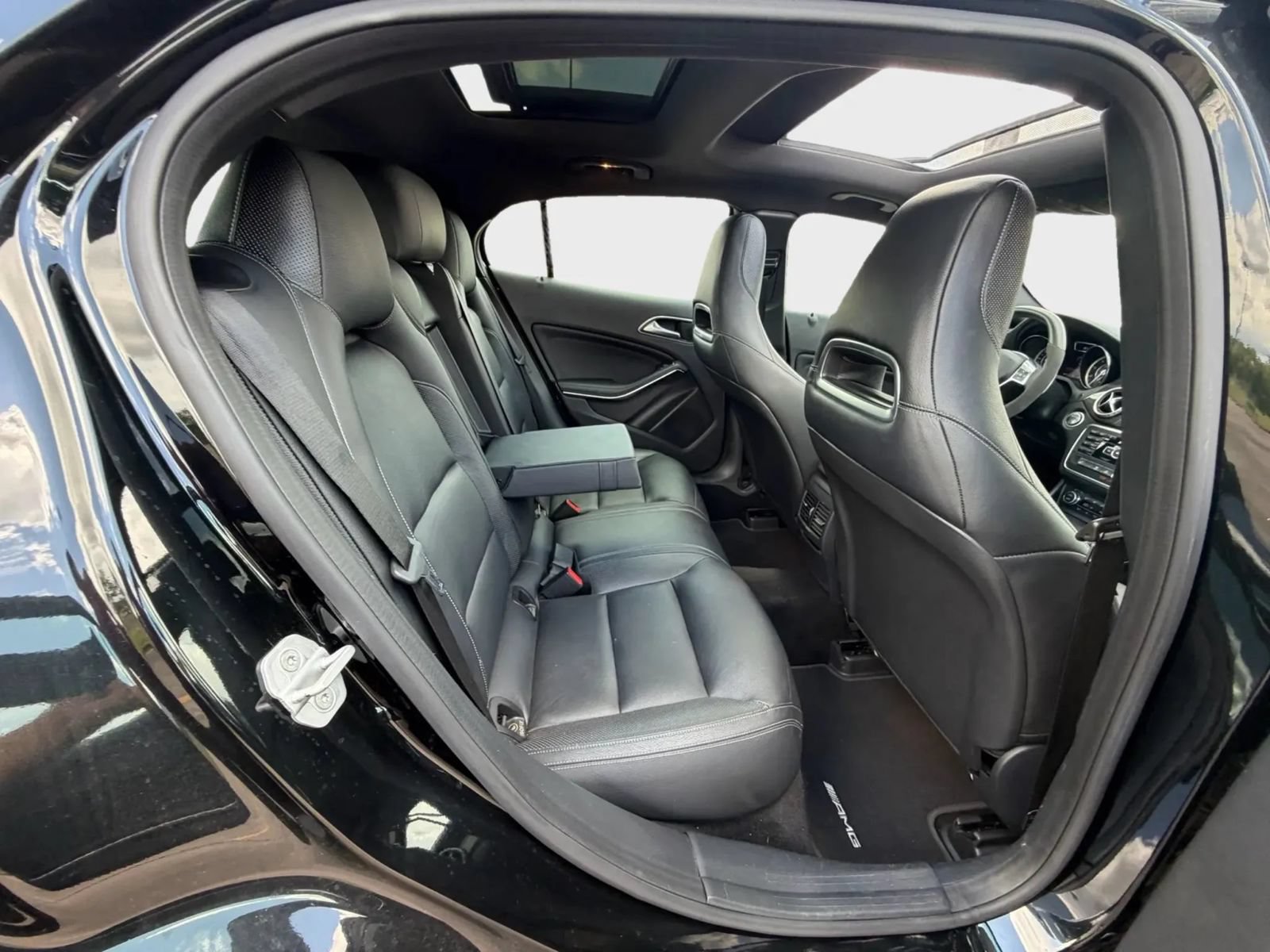 Used 2015 Mercedes-Benz GLA 45 AMG 4MATIC image 17