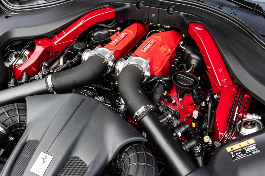 Certified 2025 Ferrari Roma Spider RWD image 56