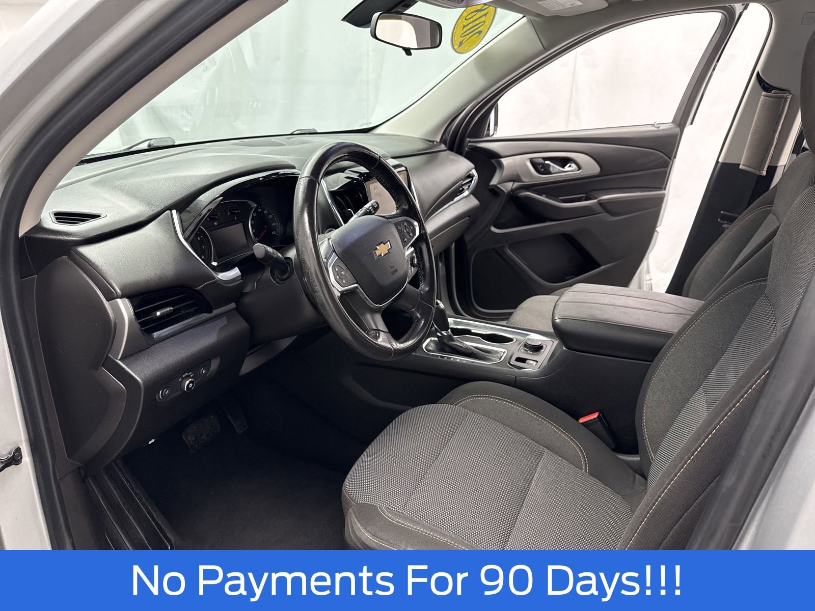 Used 2018 Chevrolet Traverse LT image 10