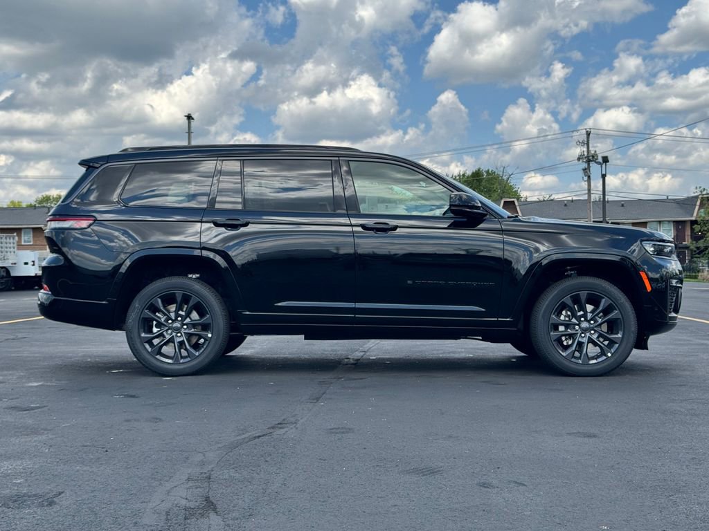 New 2026 Jeep Grand Cherokee L Limited AWD/4WD image 8