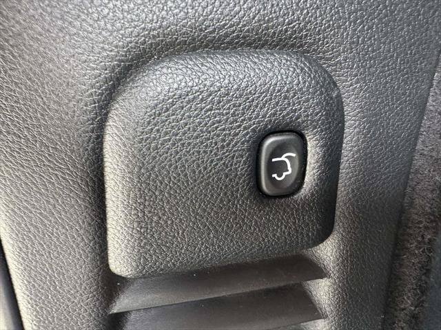 Used 2023 Dodge Durango R/T AWD/4WD image 11