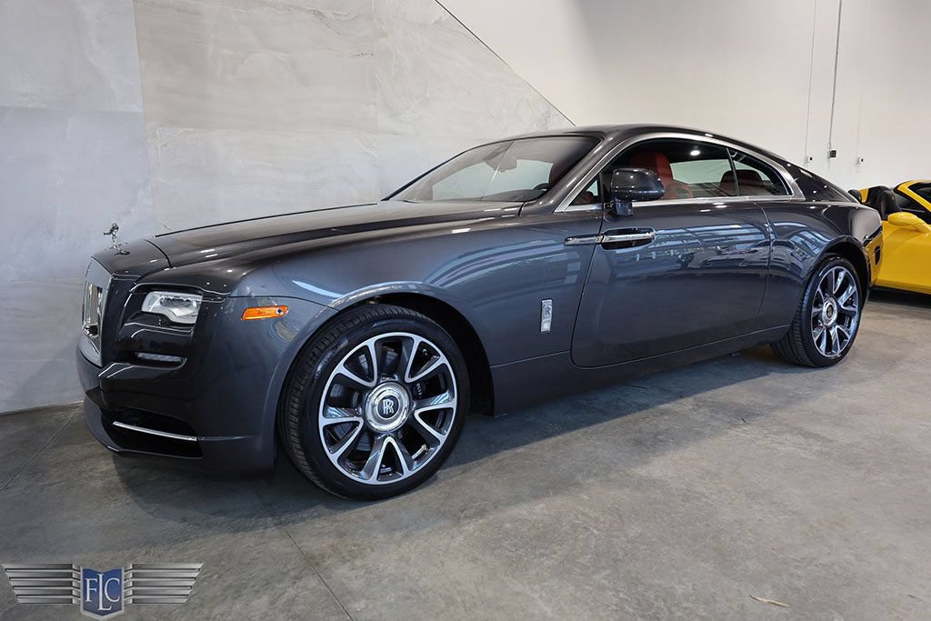 Used 2019 Rolls-Royce Wraith RWD image 4