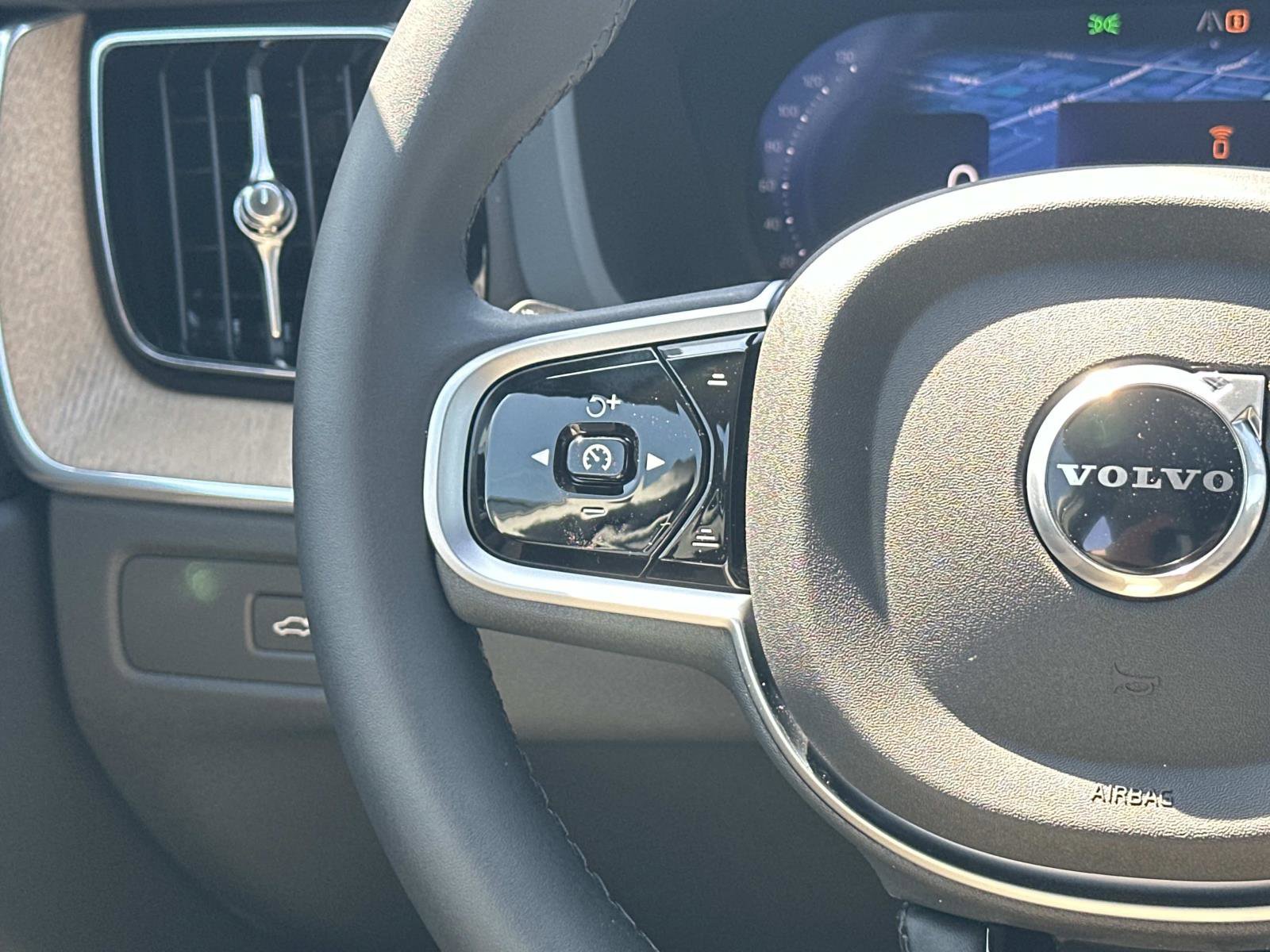 New 2026 Volvo XC60 B5 Plus w/ Protection Package Premier AWD/4WD image 8