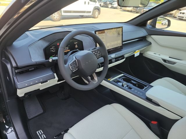 New 2026 Lexus ES 350h AWD image 18