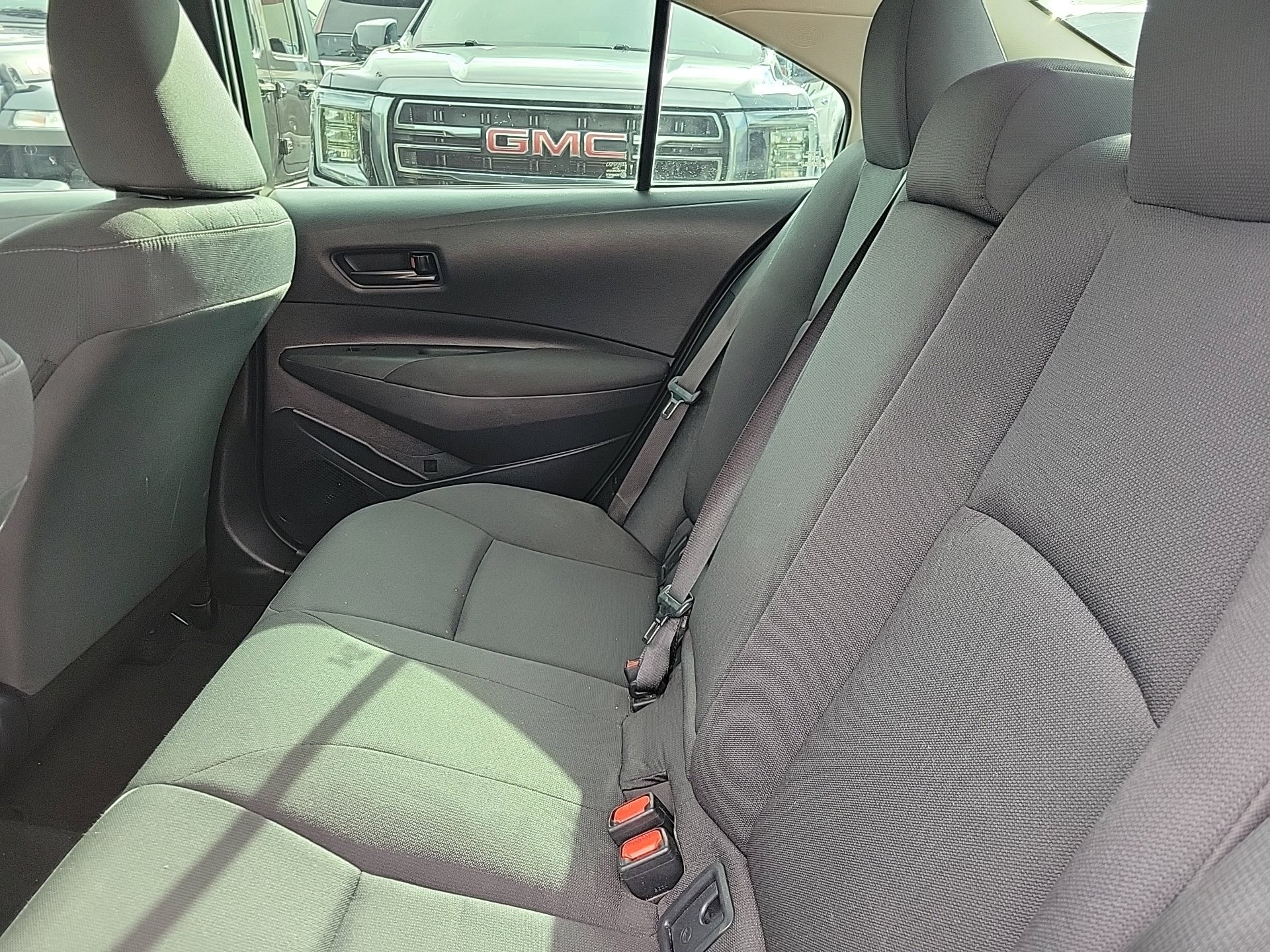 Used 2024 Toyota Corolla LE FWD image 15