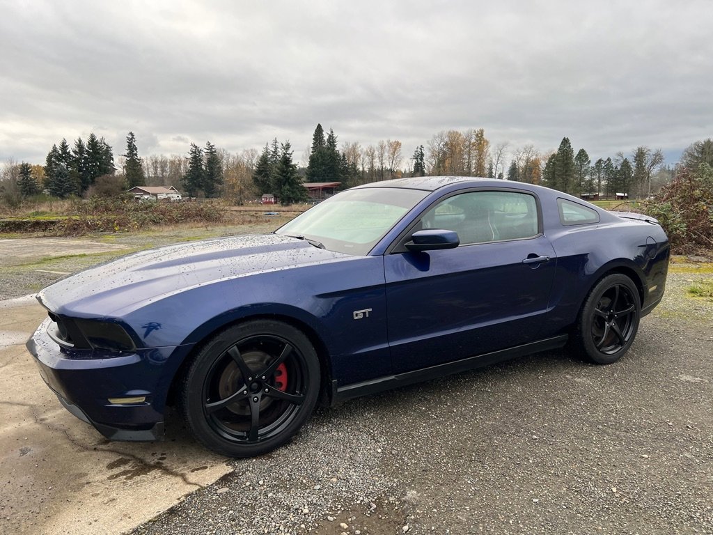 Used 2010 Ford Mustang GT image 23