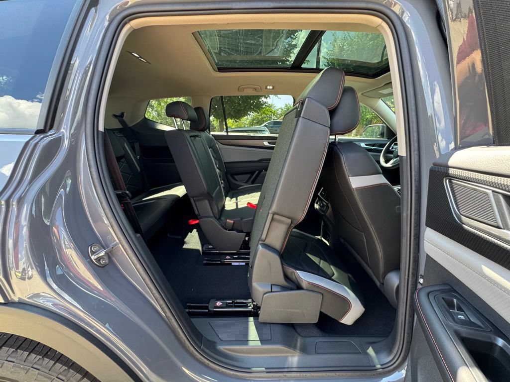 New 2026 Volkswagen Atlas Peak Edition AWD/4WD image 25