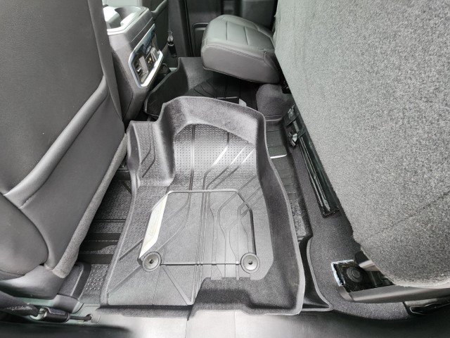 Used 2019 Chevrolet Silverado 1500 LTZ image 26