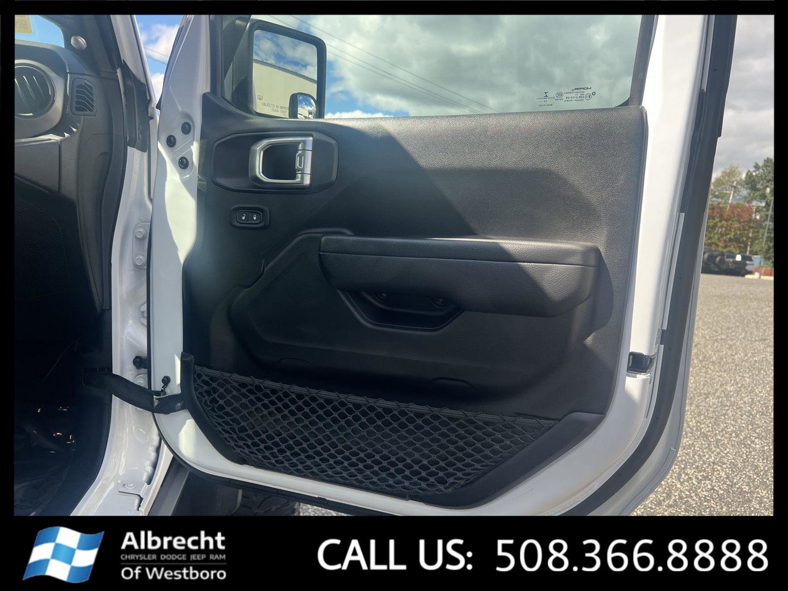 Used 2022 Jeep Gladiator Sport image 21