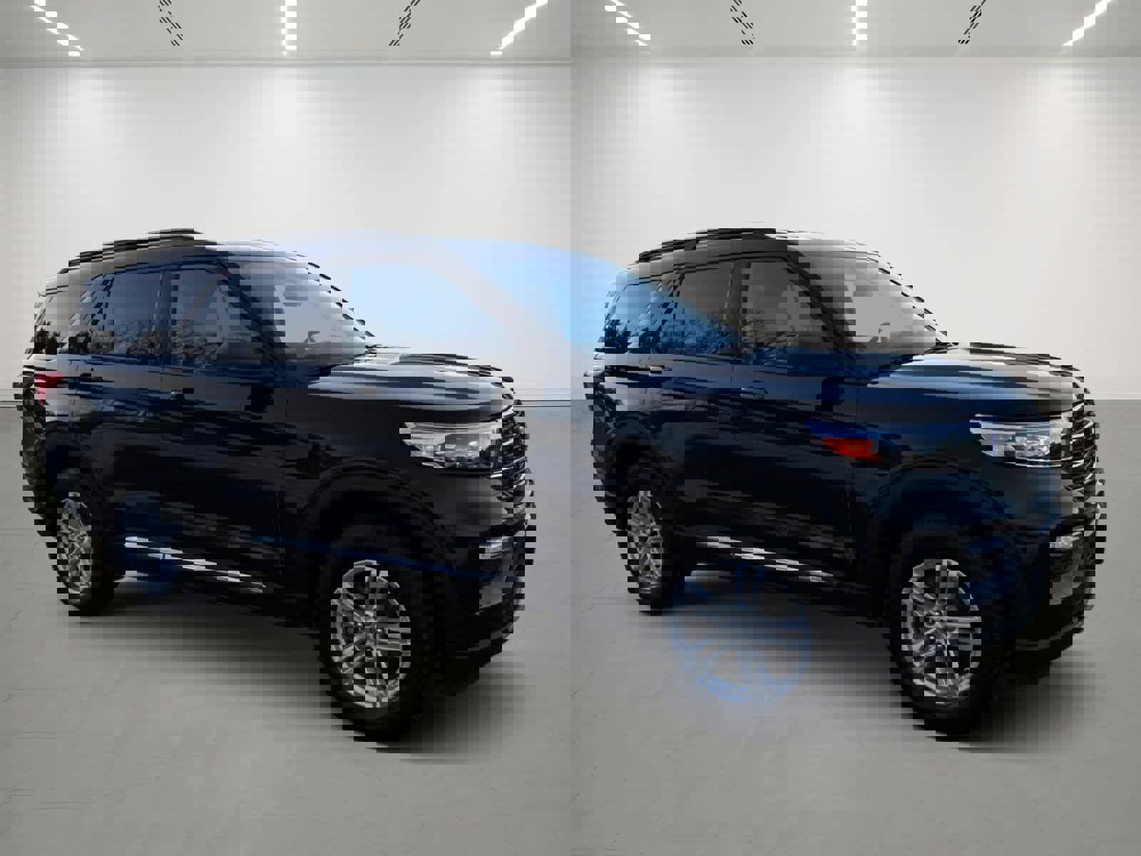 Used 2024 Ford Explorer XLT image 6