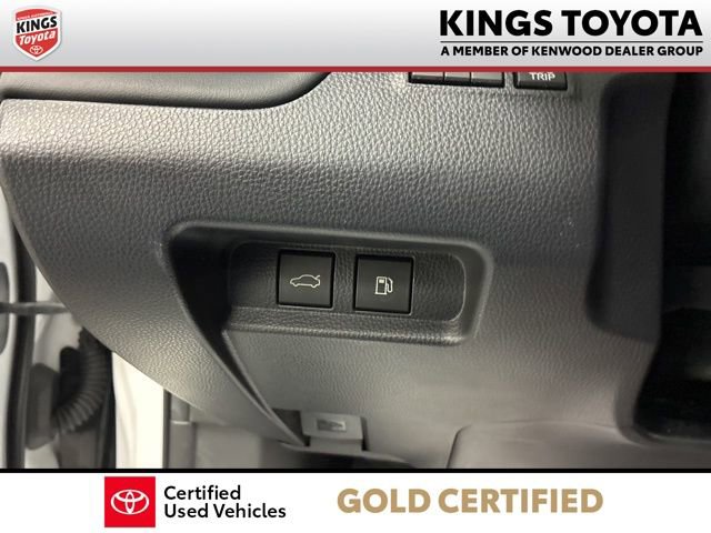 Used 2024 Toyota Crown Platinum image 24