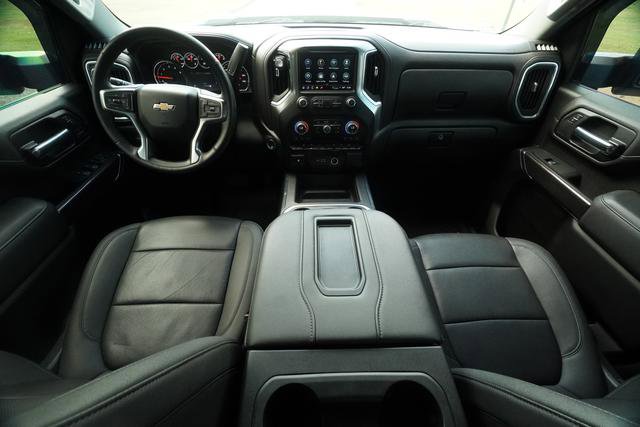 Used 2022 Chevrolet Silverado 2500 LTZ w/ LTZ Plus Package AWD/4WD image 13