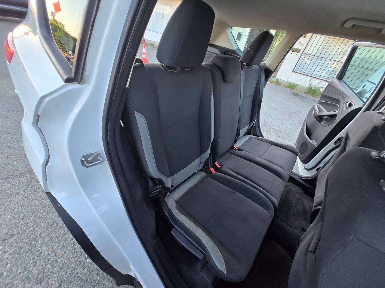 Used 2015 Ford Escape S FWD image 30