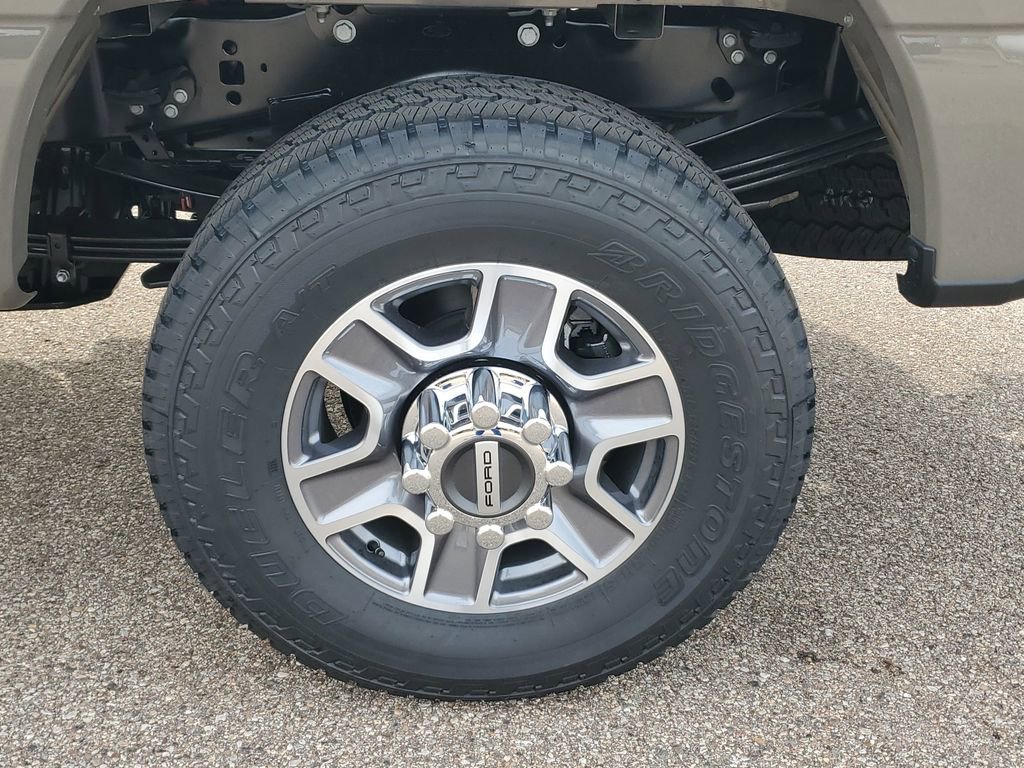 New 2026 Ford F350 4x4 Crew Cab Super Duty image 5