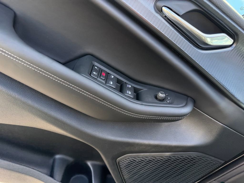 New 2025 Jeep Grand Cherokee Altitude RWD image 11