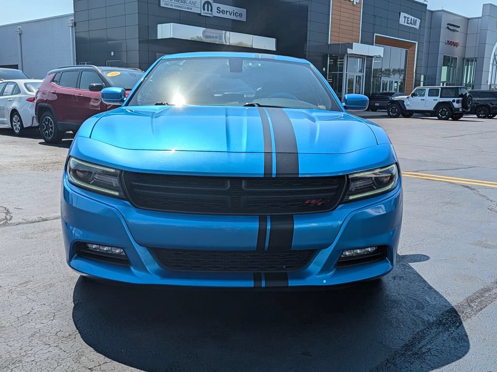 Used 2016 Dodge Charger R/T RWD image 2