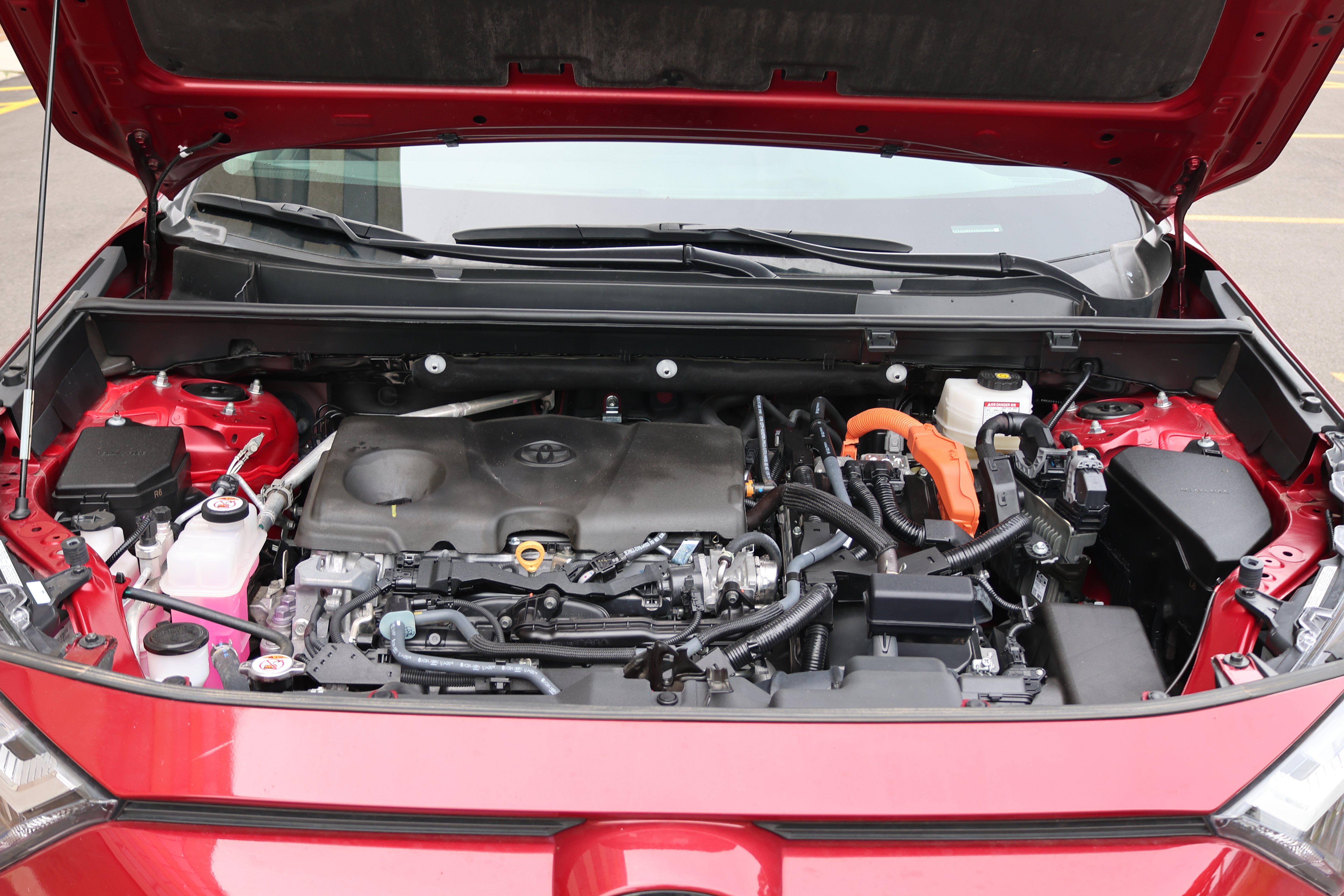 Used 2025 Toyota RAV4 LE AWD/4WD image 13