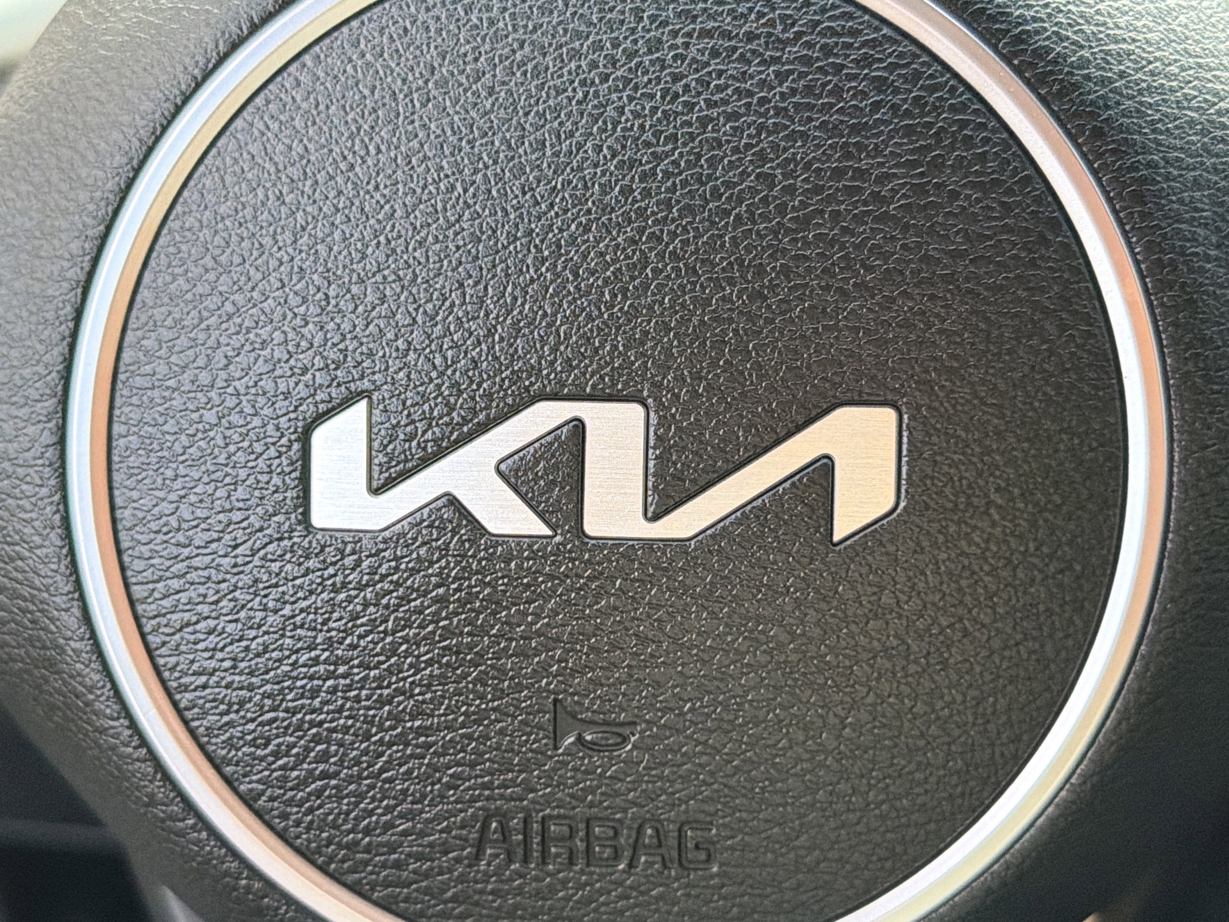 Used 2024 Kia Sportage SX image 23