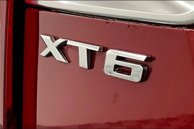 Used 2023 Cadillac XT6 Premium Luxury image 9