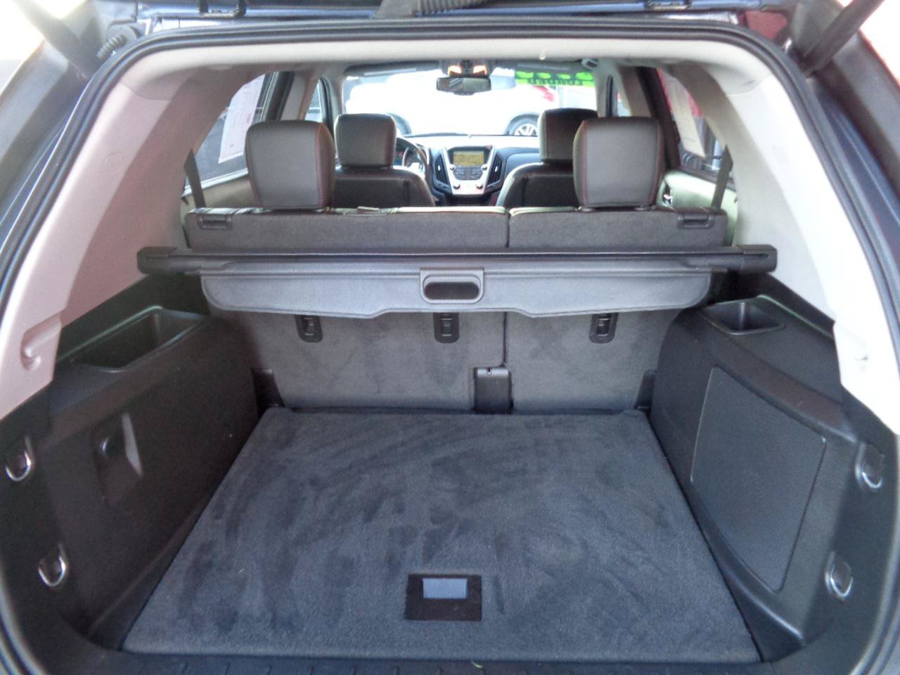 Used 2016 Chevrolet Equinox LTZ w/ Enhanced Convenience Package FWD image 12