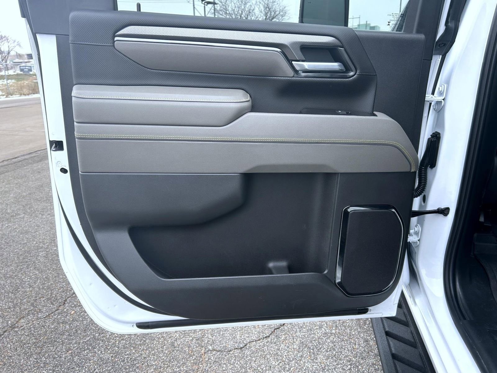 Certified 2025 Chevrolet Silverado 2500 ZR2 w/ LPO, Dark Essentials Package image 17