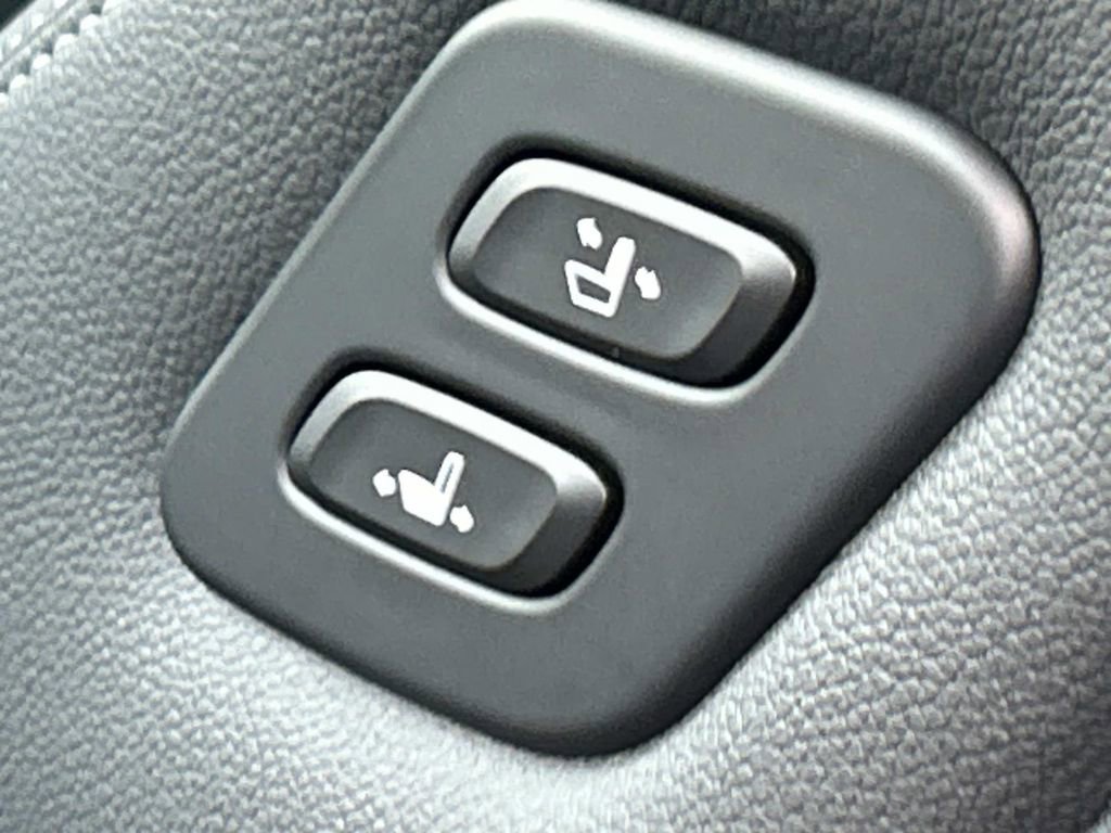 New 2026 Genesis G70 2.5T Prestige image 23