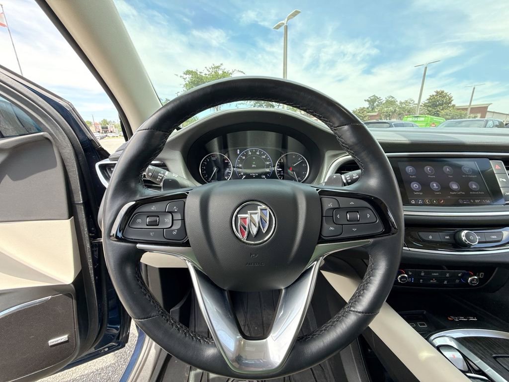 Used 2023 Buick Enclave Avenir w/ Avenir Technology Package FWD image 16