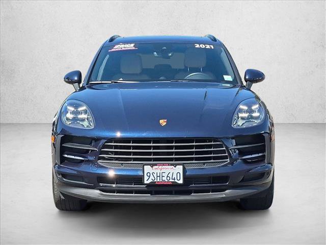 Used 2021 Porsche Macan AWD/4WD image 2
