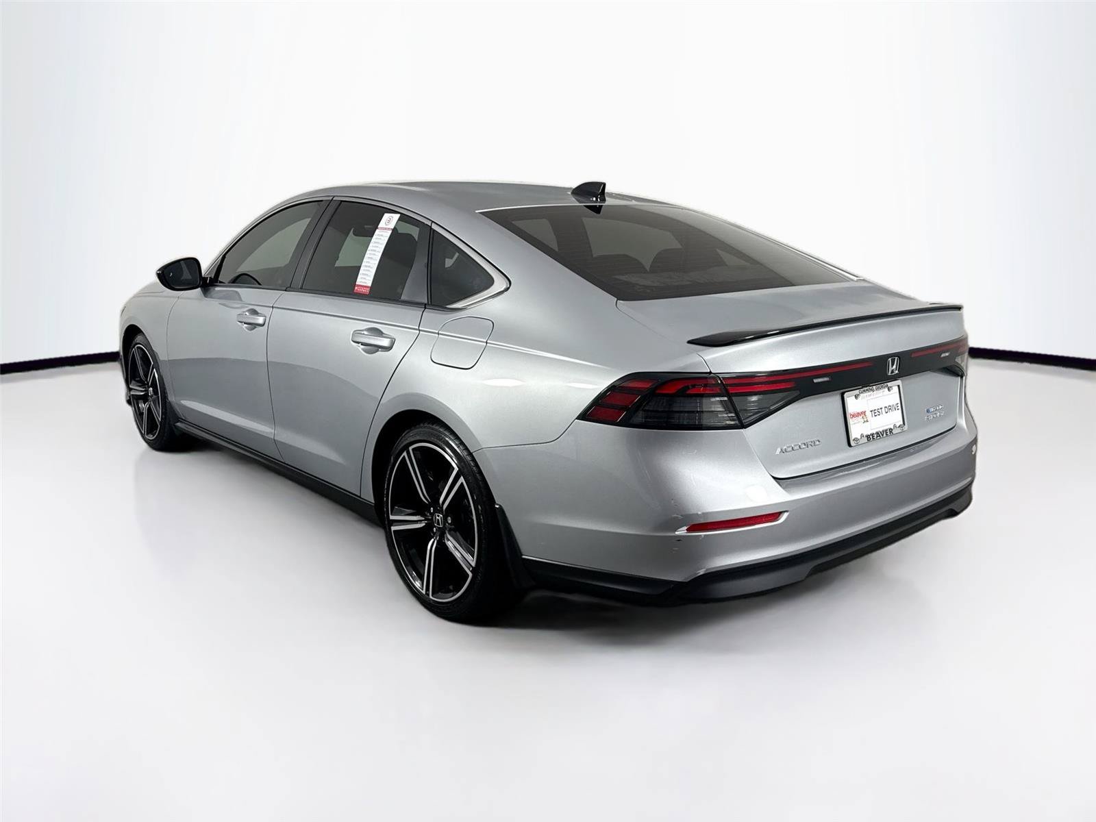 Used 2024 Honda Accord Sport image 11