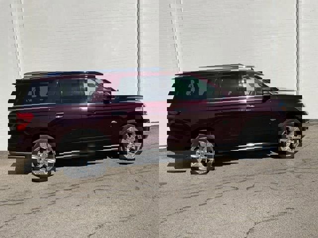 Used 2023 Ford Expedition Max King Ranch AWD/4WD image 3