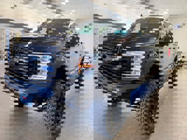 Used 2020 Ford F150 Lariat w/ Equipment Group 502A Luxury image 4