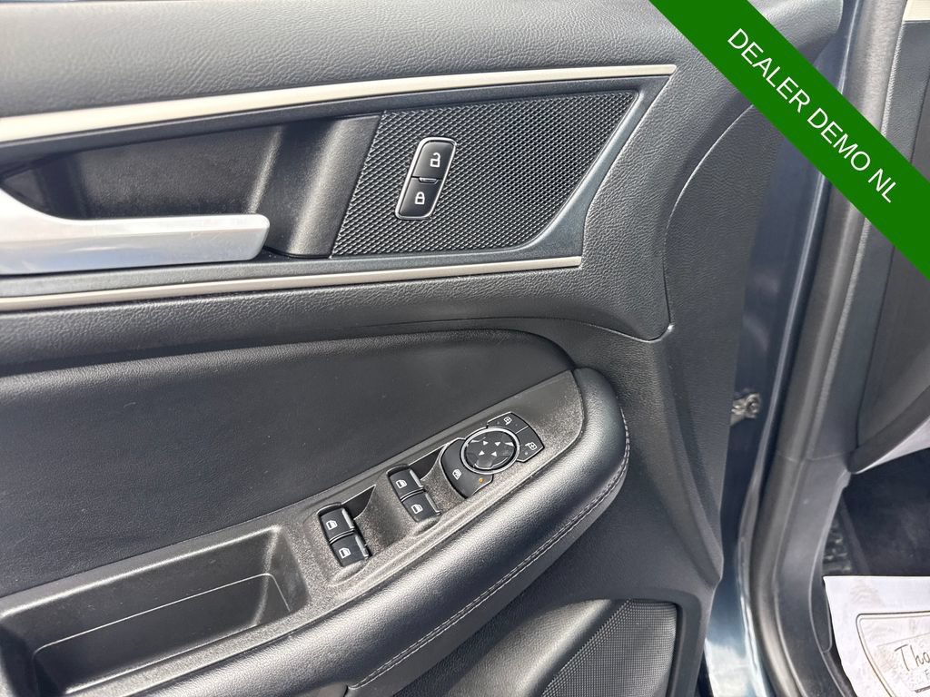 Used 2024 Ford Edge SEL w/ Convenience Package AWD/4WD image 23