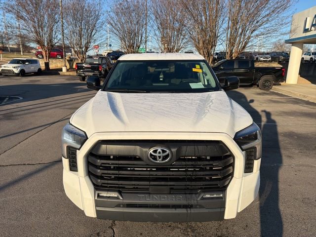 Used 2022 Toyota Tundra SR5 w/ Convenience Package RWD image 10