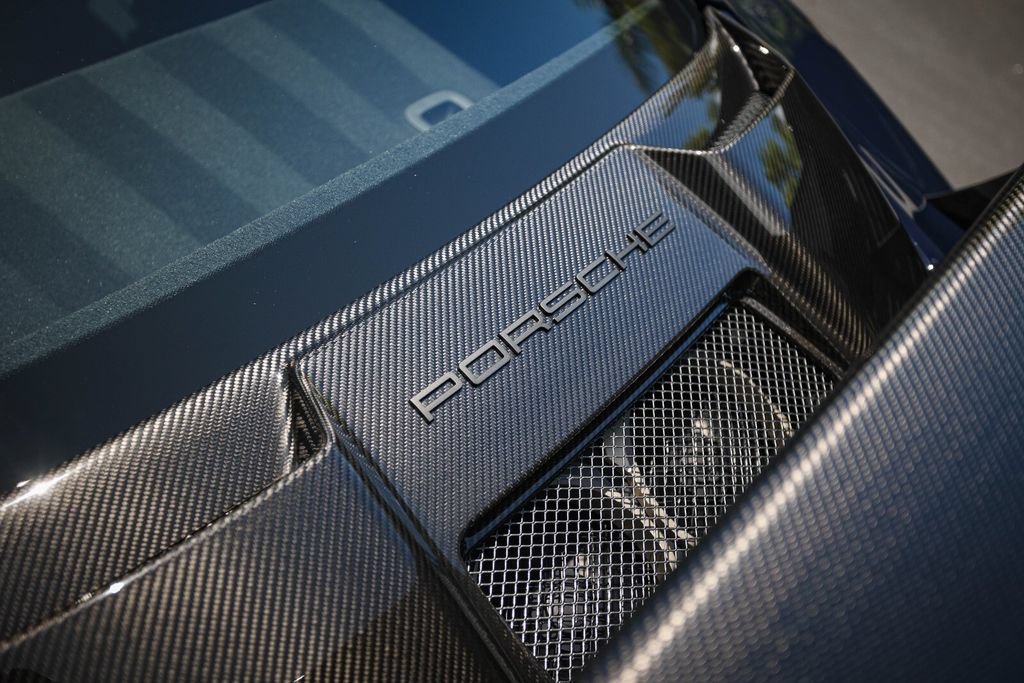 Used 2018 Porsche 911 GT2 RS RWD image 25