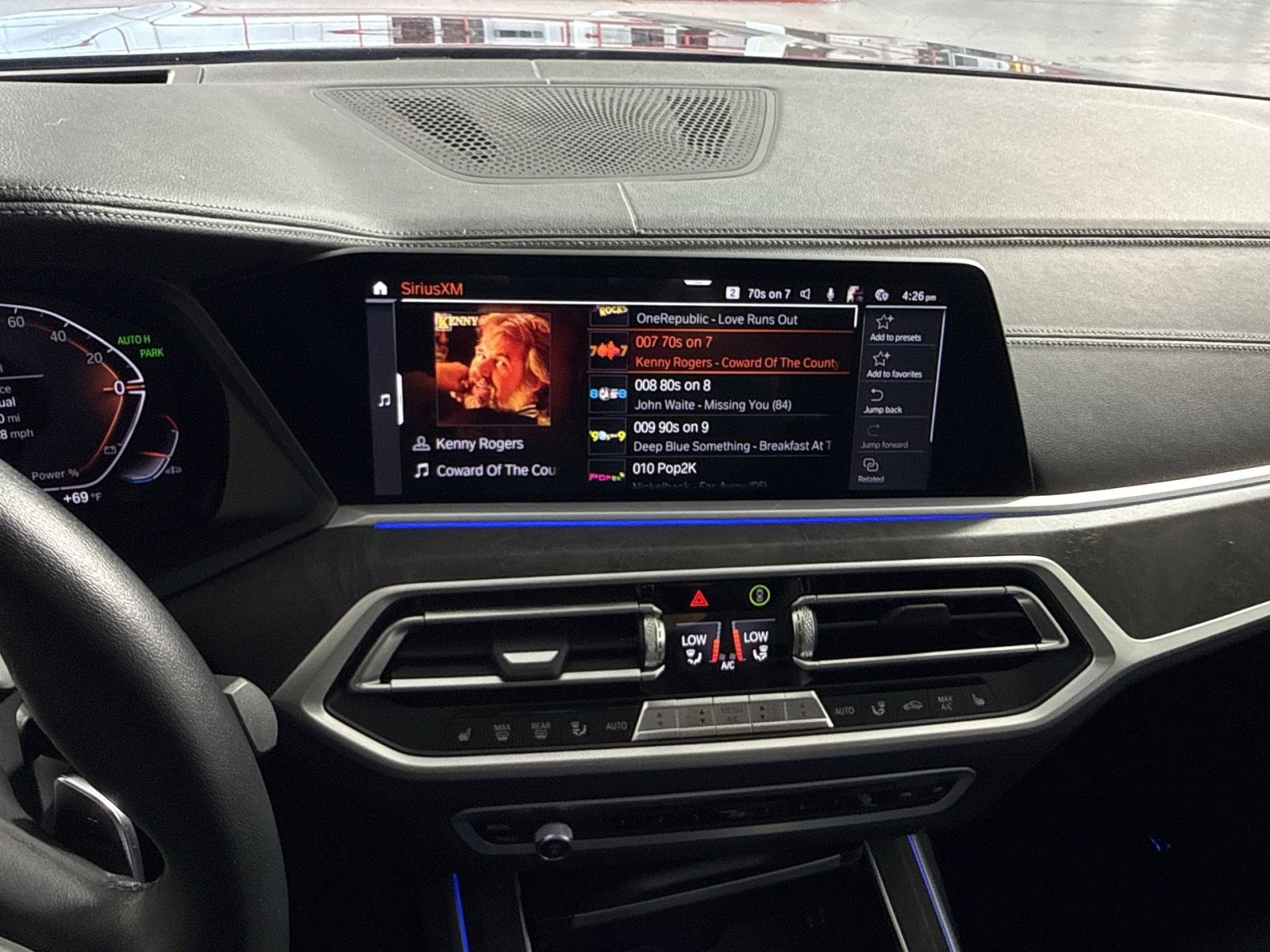 Used 2022 BMW X7 xDrive40i w/ Executive Package image 18