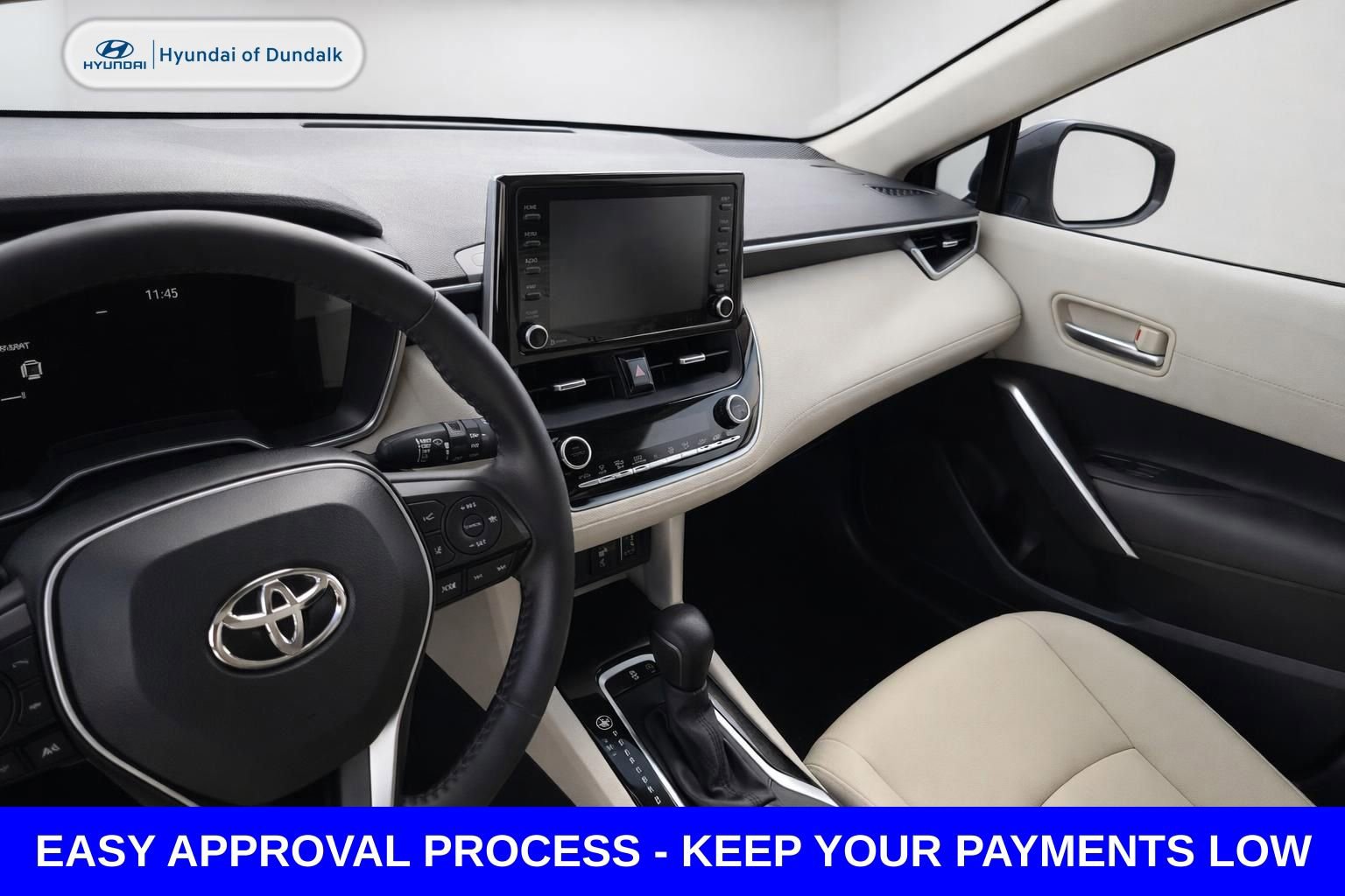 Used 2022 Toyota Corolla Cross XLE w/ Convenience Package FWD image 10
