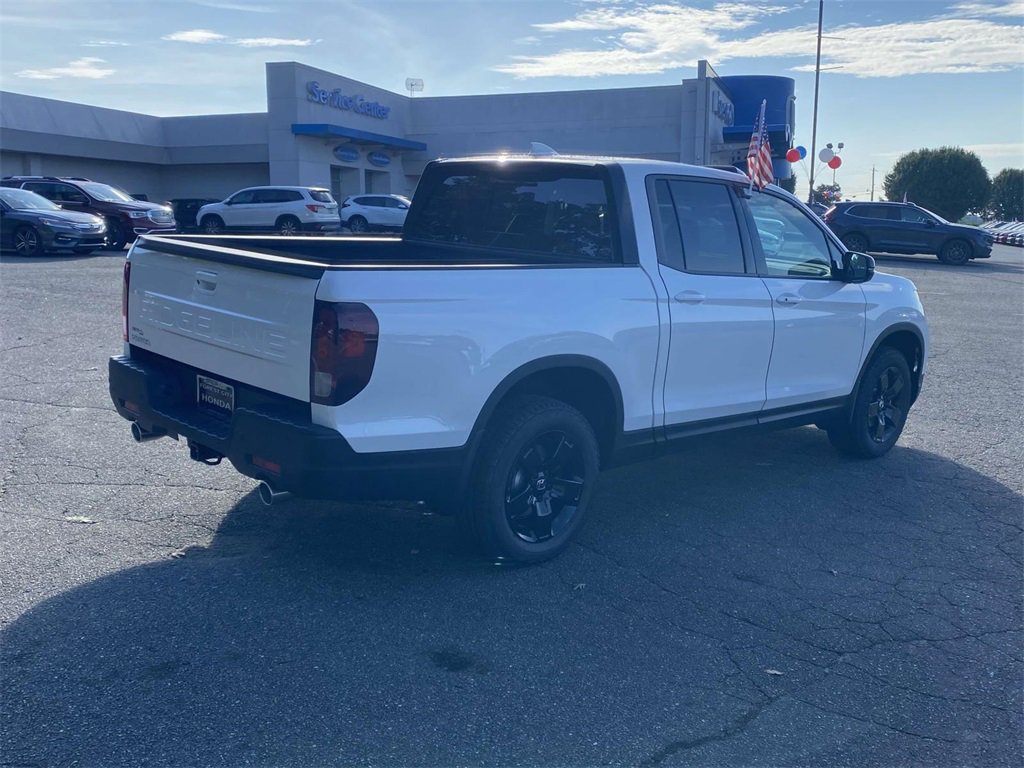New 2025 Honda Ridgeline Black Edition image 5