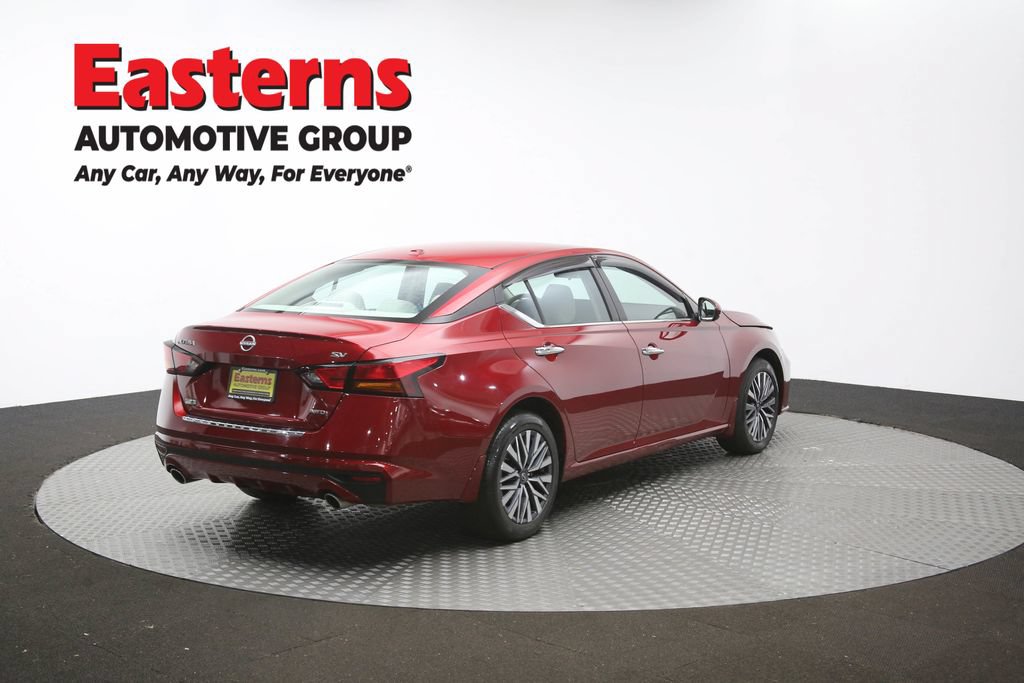 Used 2023 Nissan Altima 2.5 SV w/ SV Premium Package AWD/4WD image 39