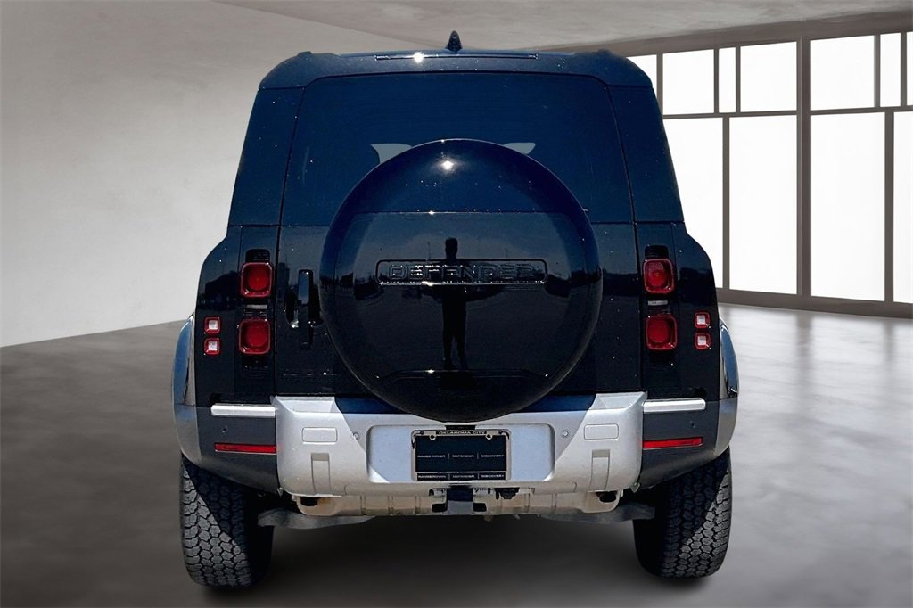 Certified 2025 Land Rover Defender 110 S image 4