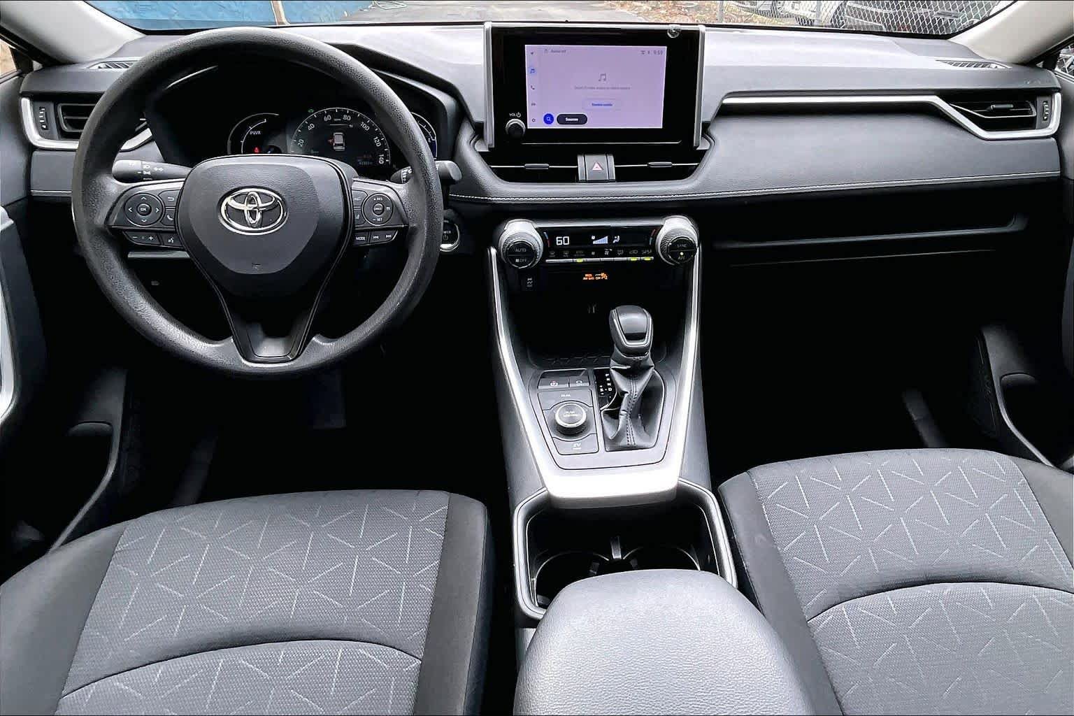 Certified 2025 Toyota RAV4 XLE AWD/4WD image 15