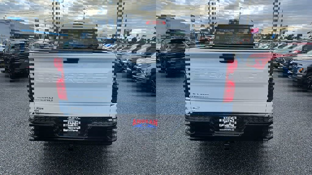 New 2025 Chevrolet Silverado 1500 W/T w/ Trailering Package image 6