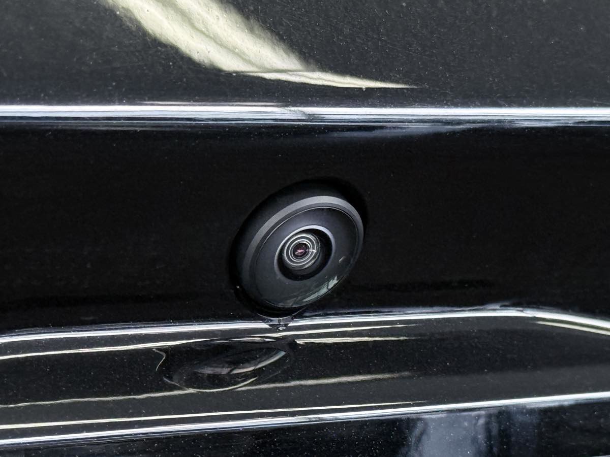 Used 2025 Ford F150 Platinum w/ FX4 Off-Road Package image 18