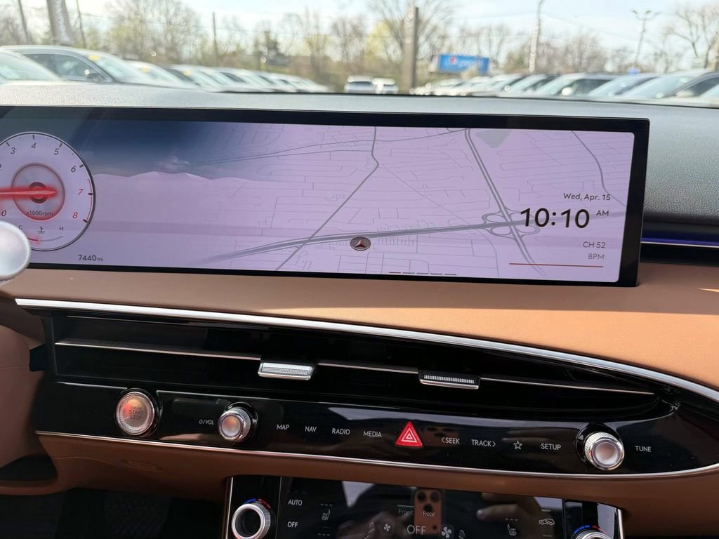 Used 2026 Genesis GV70 2.5T Advanced image 22