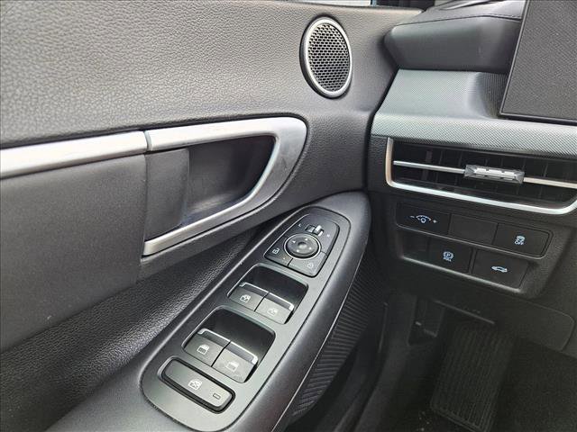 Used 2025 Hyundai Sonata SEL image 12